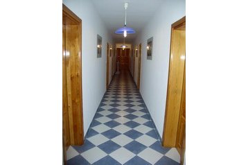 Hrvatska Privát Sućuraj, Eksterijer